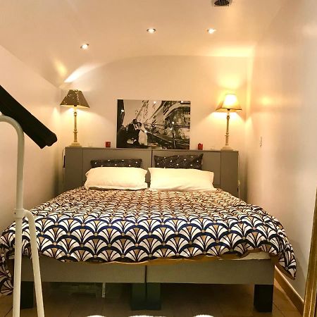 Apartamento Adorable Souplex Batignolles París Exterior foto
